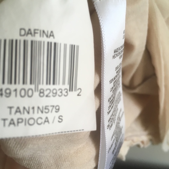 BCBGMaxazria Dafina Top in Tapioca / Oatmeal Blush sz S - with Geometric Tulle - Picture 4 of 6